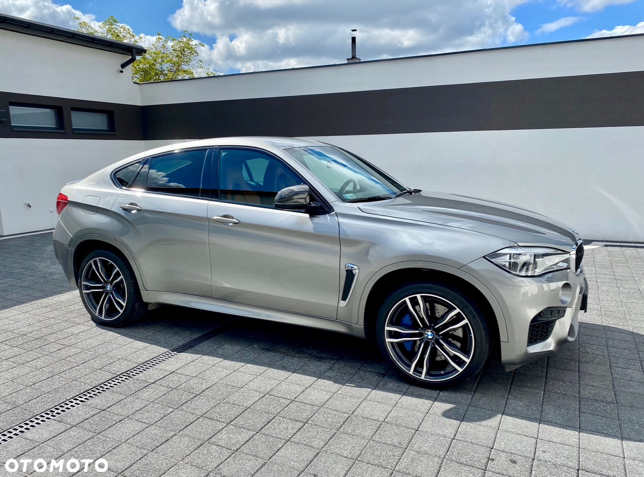 BMW X6M - 2