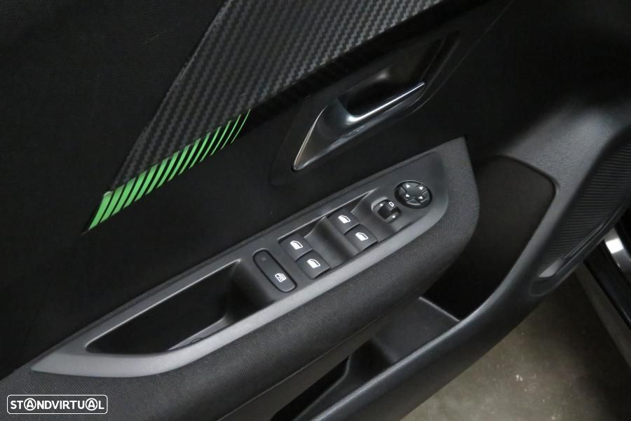Peugeot 208 1.2 PureTech Active Pack - 22