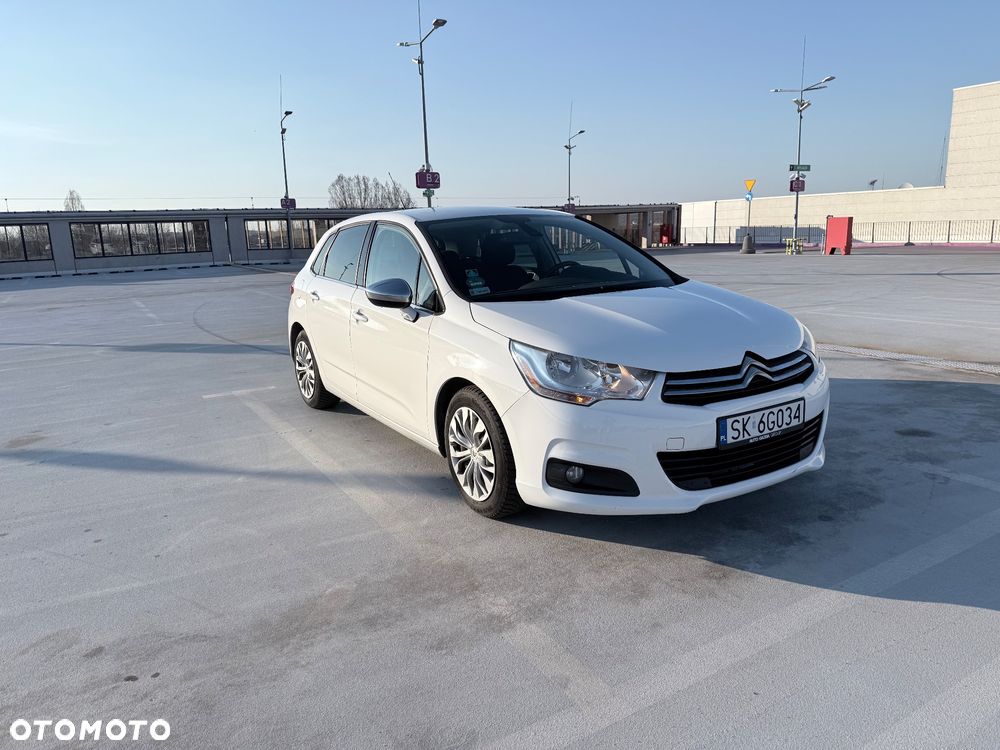 Citroën C4 e-HDi 115 Selection - 4