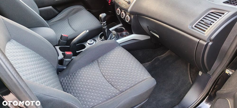 Mitsubishi ASX 1.8 DID Invite 4WD AS&G - 23