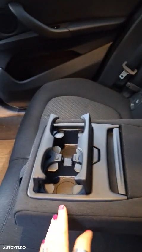 BMW X1 sDrive18i - 10