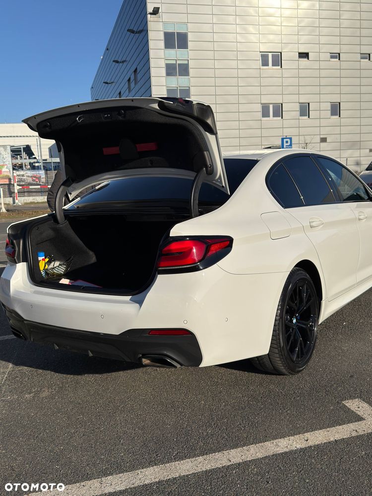 BMW Seria 5 520d xDrive M Sport sport - 33