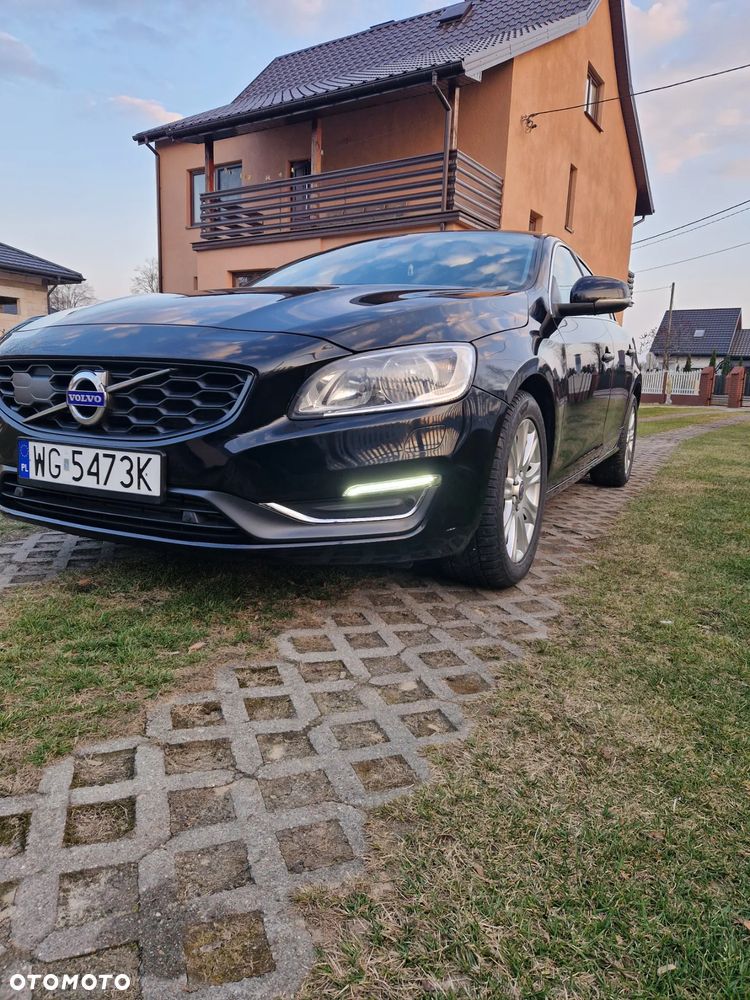Volvo S60 D2 Drive-E Kinetic - 2