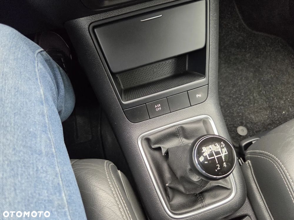 Volkswagen Golf Plus - 23