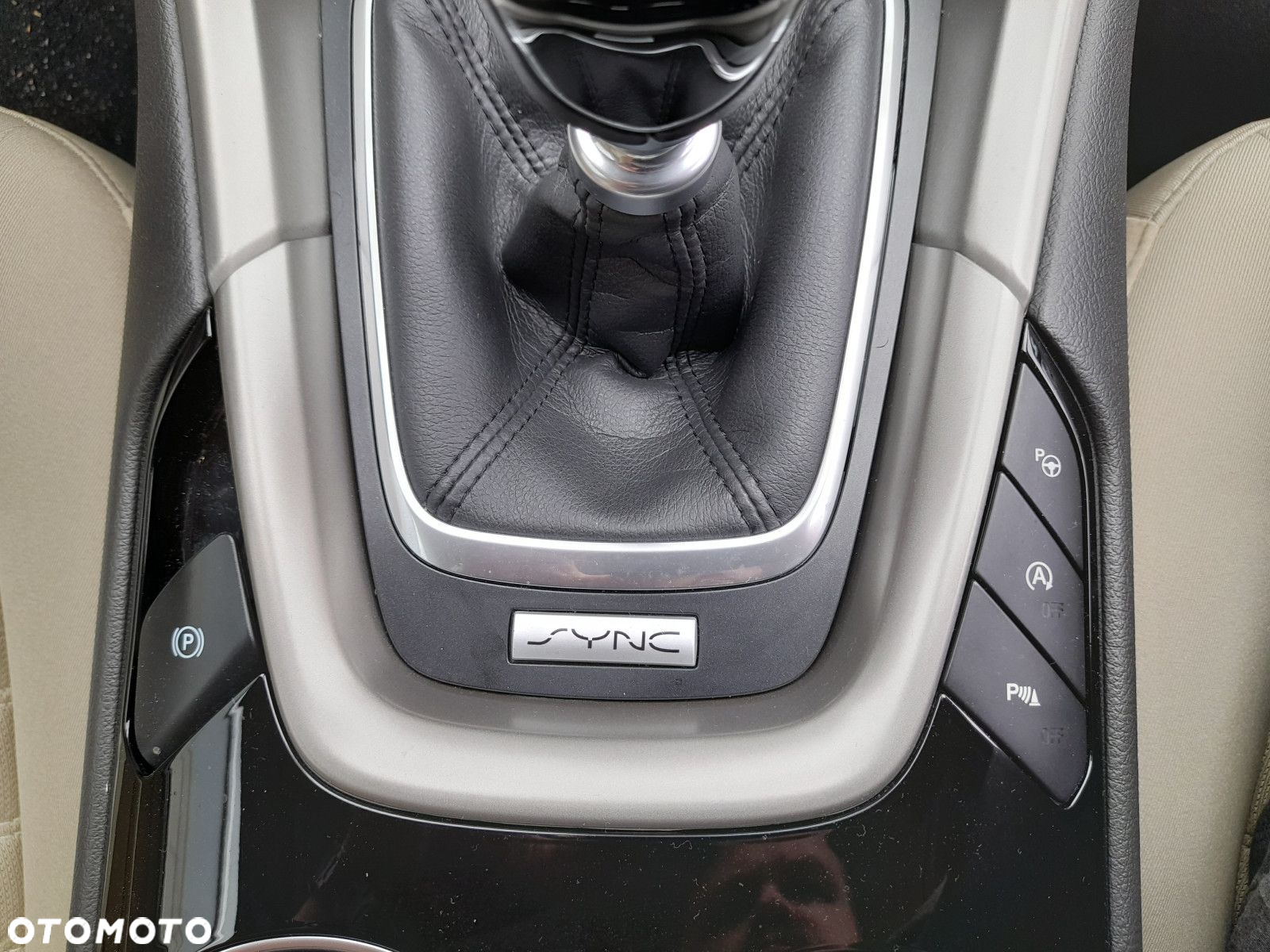 Ford Mondeo - 28