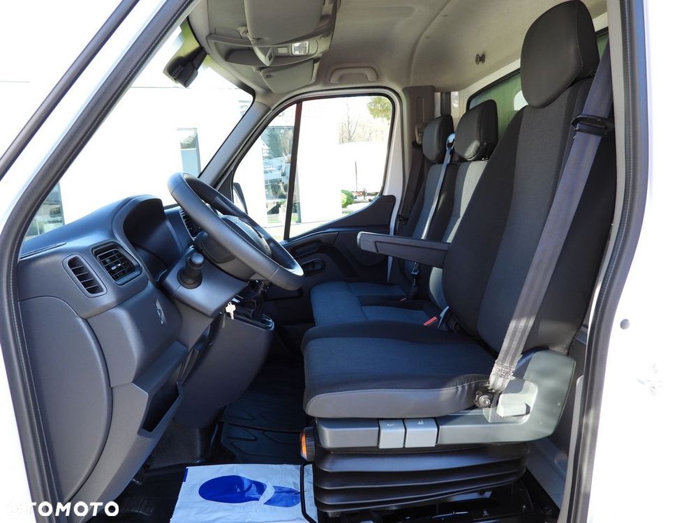 Renault MASTER KONTENER 8 PALET TEMPOMAT NAWIGACJA LEDY KLIMATYZACJA  145KM - 26