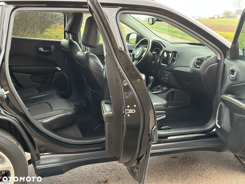 Jeep Compass 1.4 TMair Limited 4WD S&S - 29