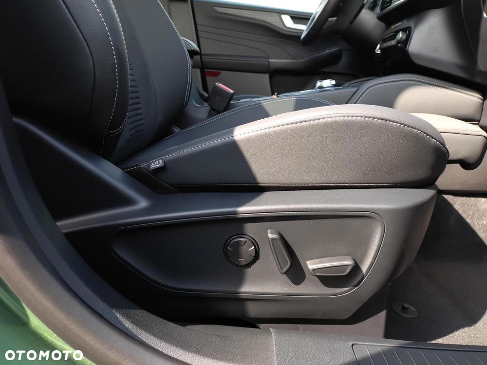 Ford Kuga 2.5P PHEV FWD Active X eCVT - 36