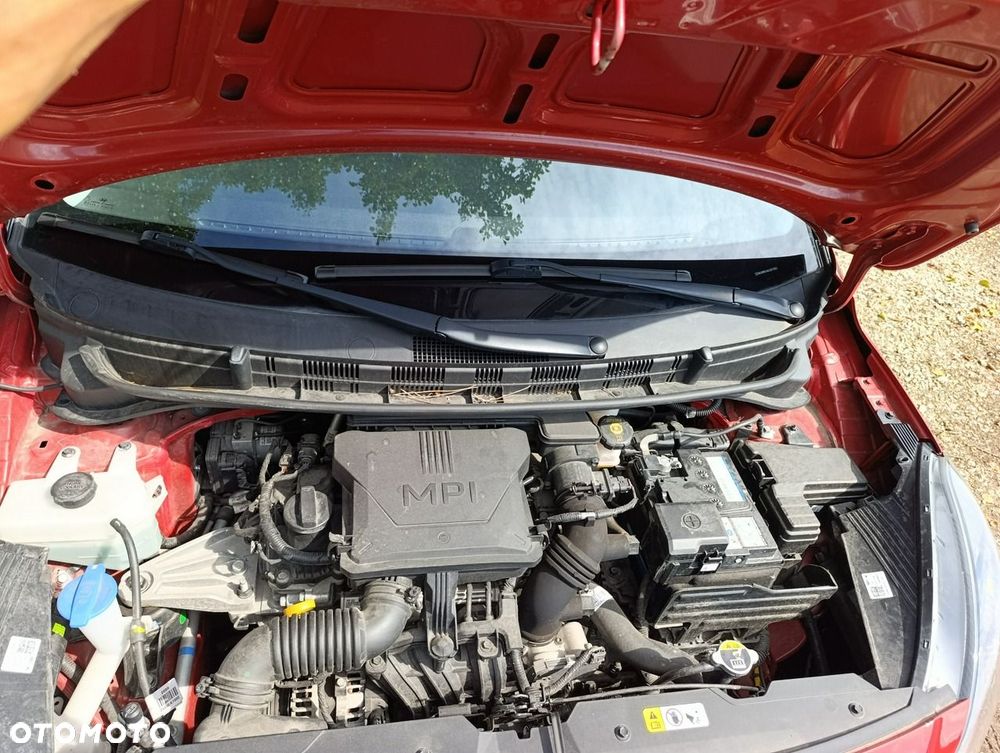 Hyundai i10 - 24