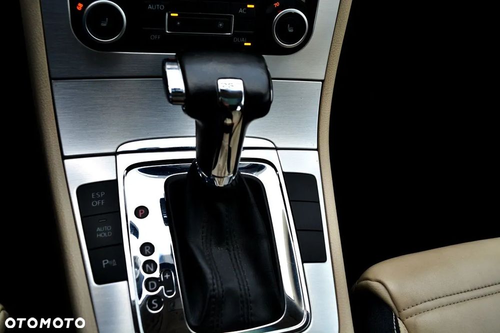 Volkswagen CC 2.0 TSI DSG - 12