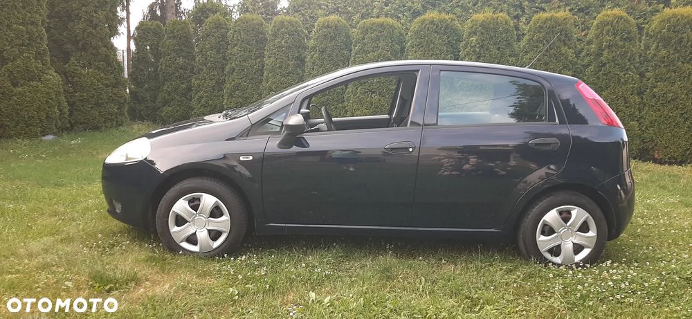 Fiat Grande Punto - 22