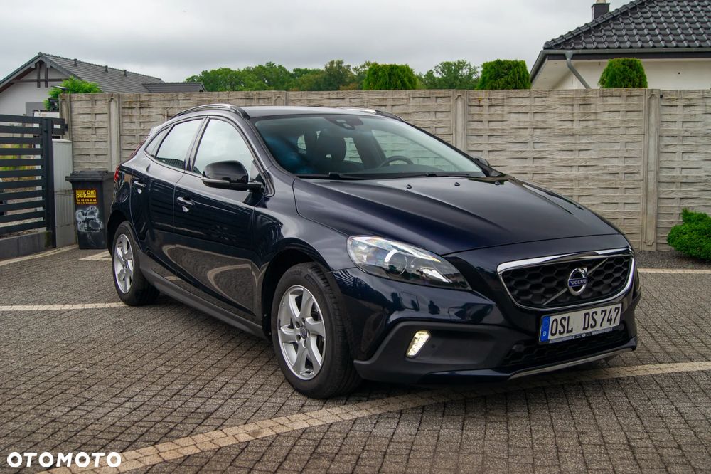 Volvo V40 Cross Country D3 Geartronic Momentum - 3