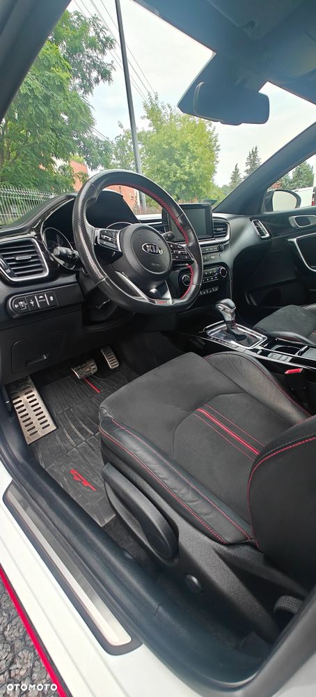 Kia ProCeed - 5