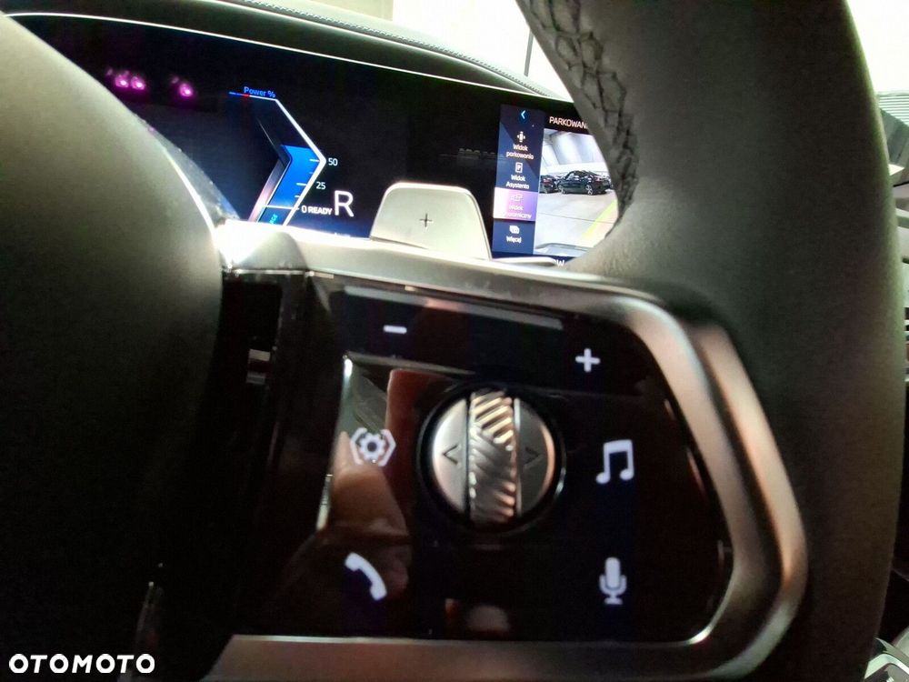BMW Seria 7 - 28