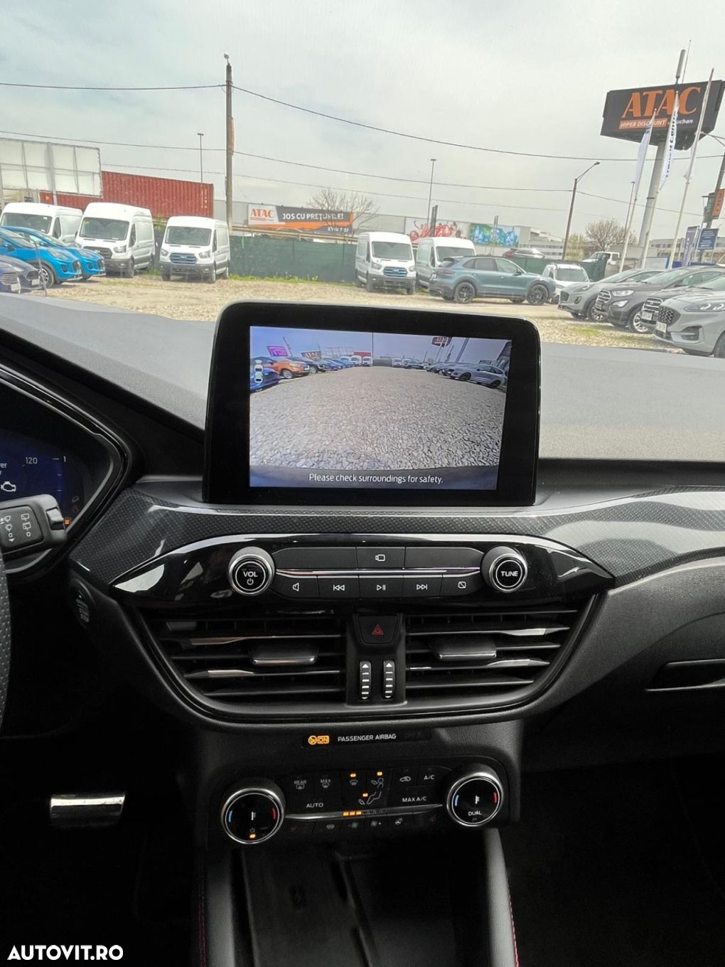 Ford Kuga - 9