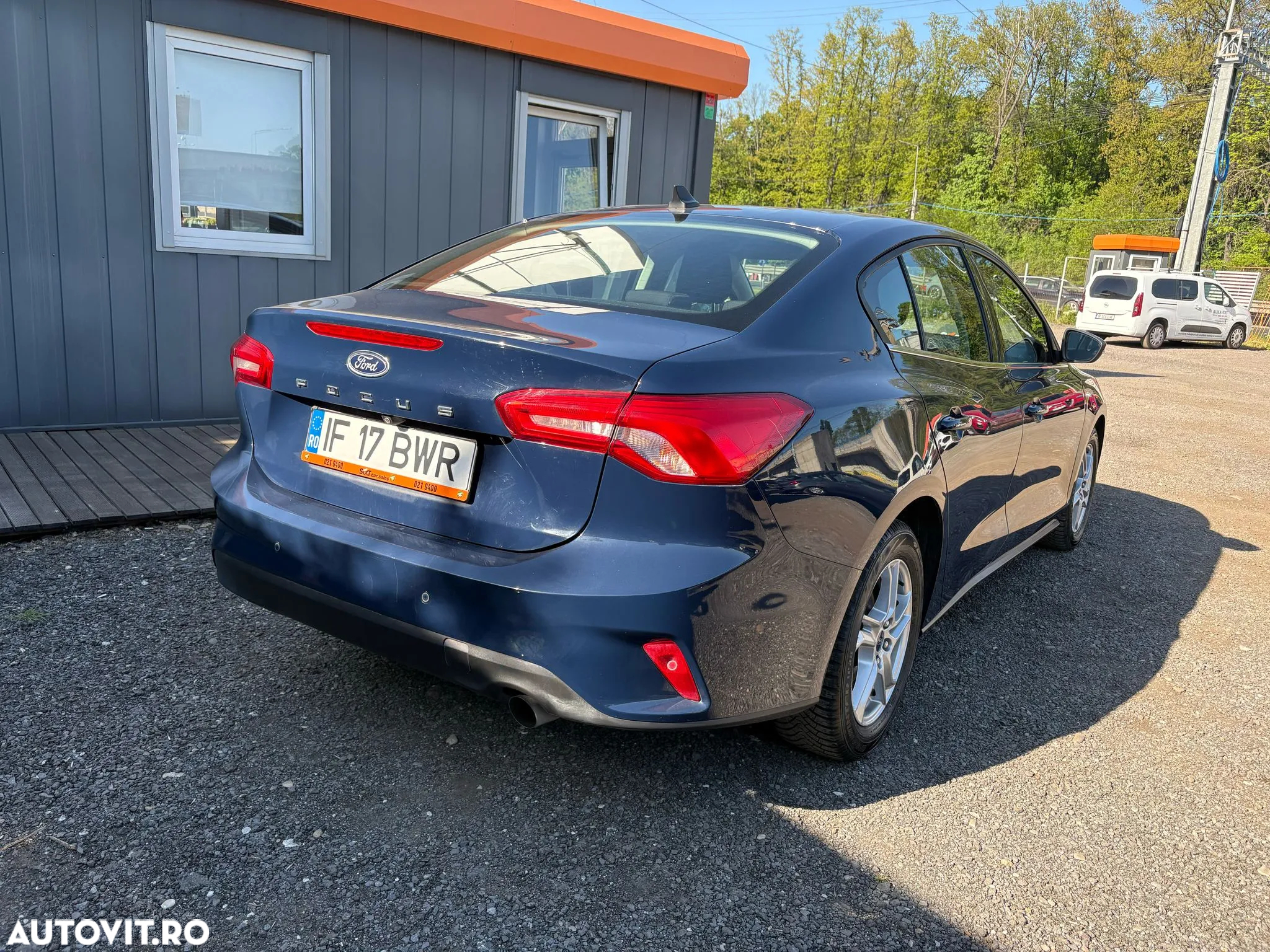 Ford Focus 1.0 EcoBoost Active - 3