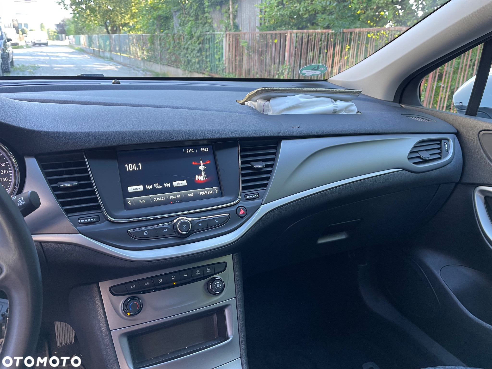 Opel Astra 1.5 D Start/Stop Business Edition - 21
