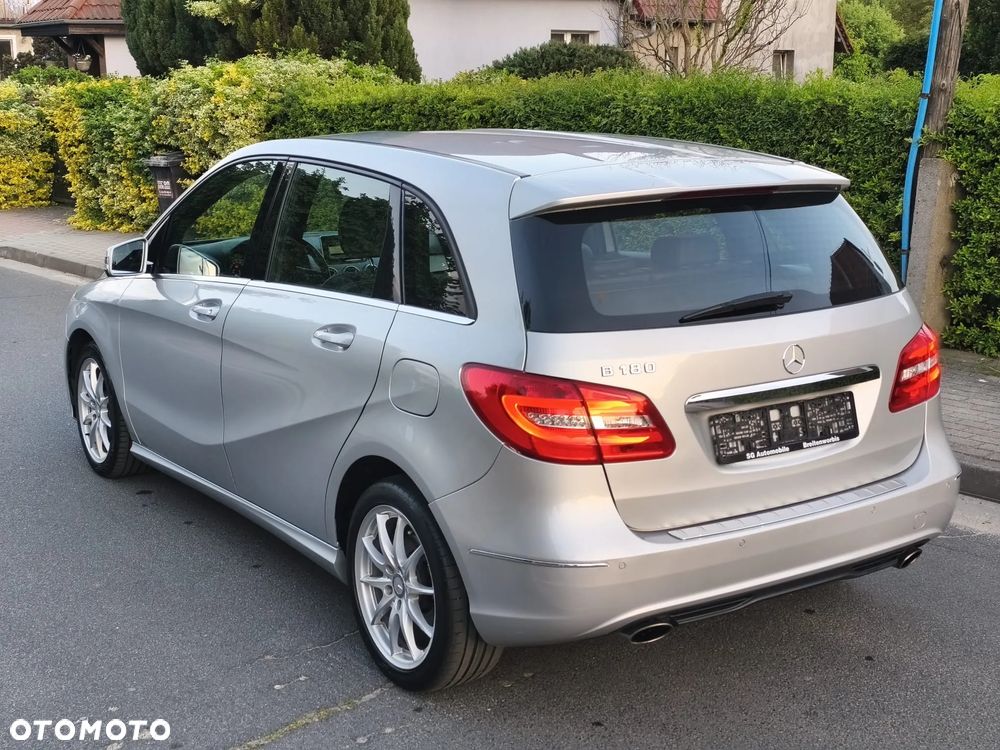 Mercedes-Benz Klasa B 180 BlueEFFICIENCY Edition Style - 16