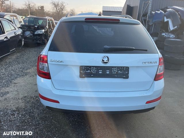 Dezmembrez Skoda Octavia 3 Combi 2016 1.6 CXX euro 6 Xenon - 6
