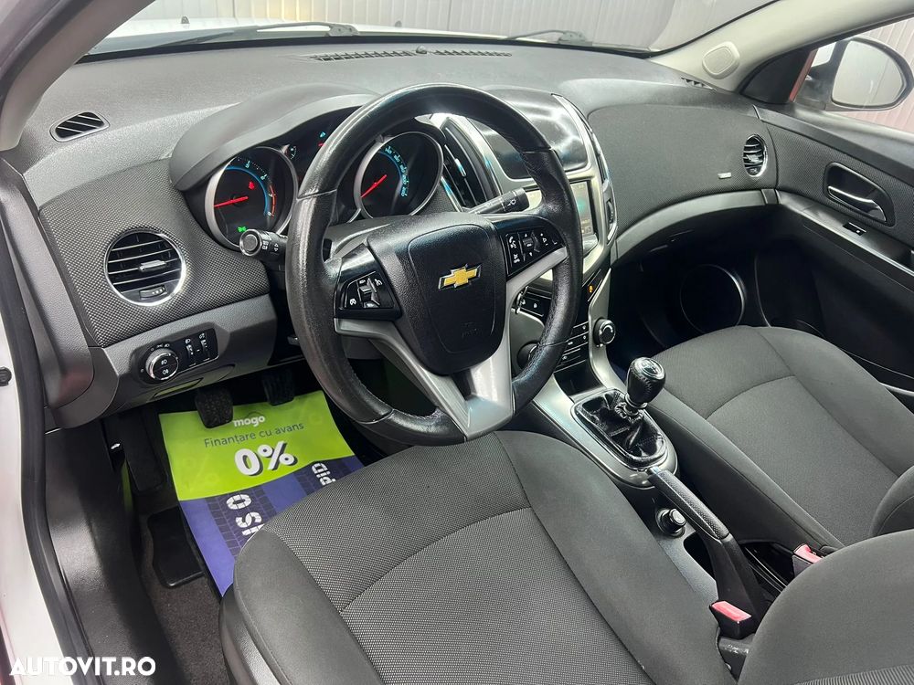 Chevrolet Cruze - 9