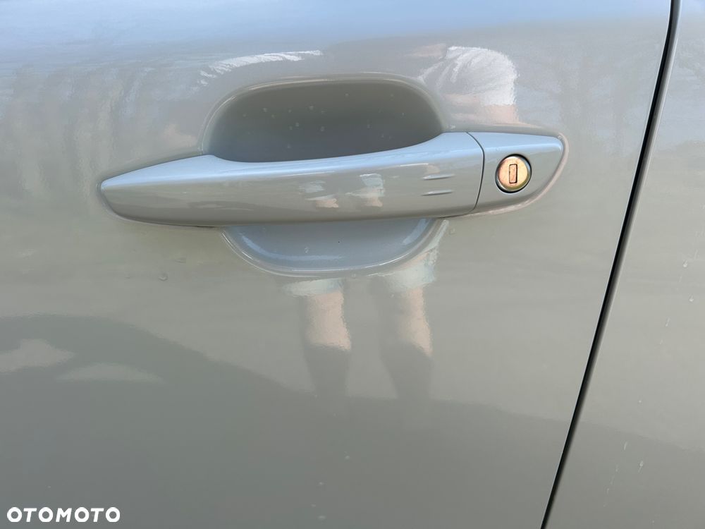 Peugeot 2008 1.2 Pure Tech GPF Allure S&S EAT6 - 21