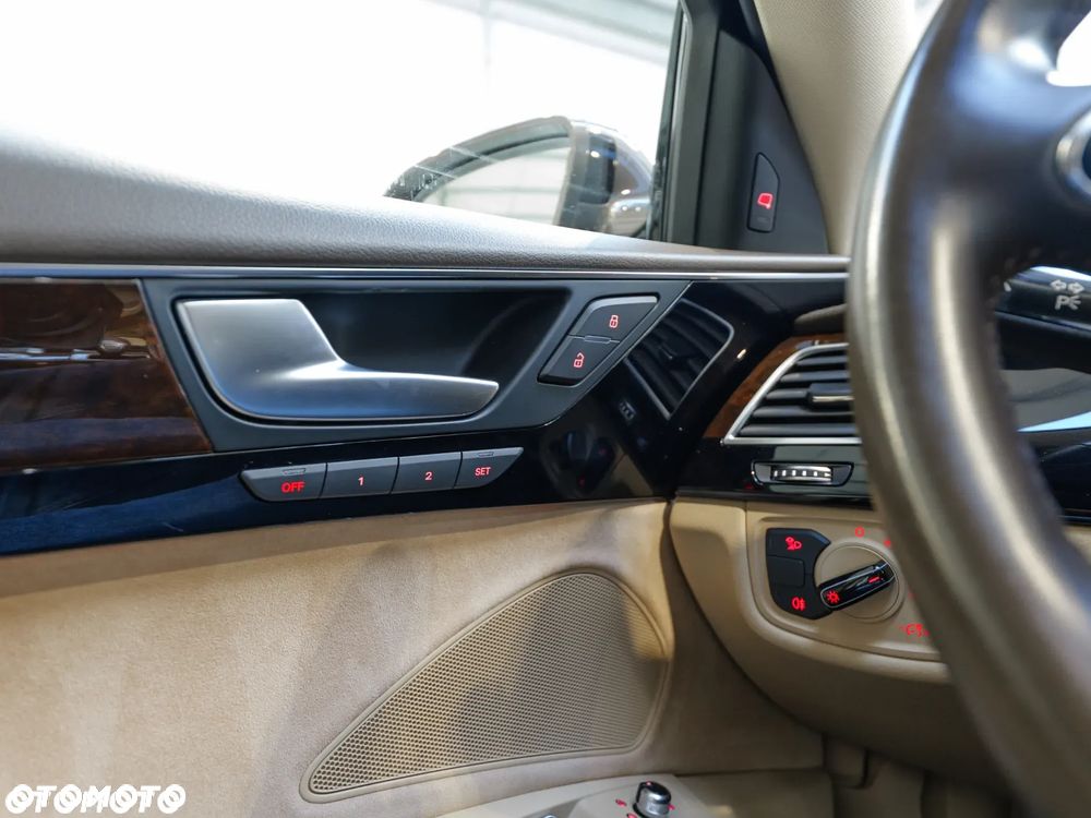 Audi A8 3.0 TDI Quattro - 33