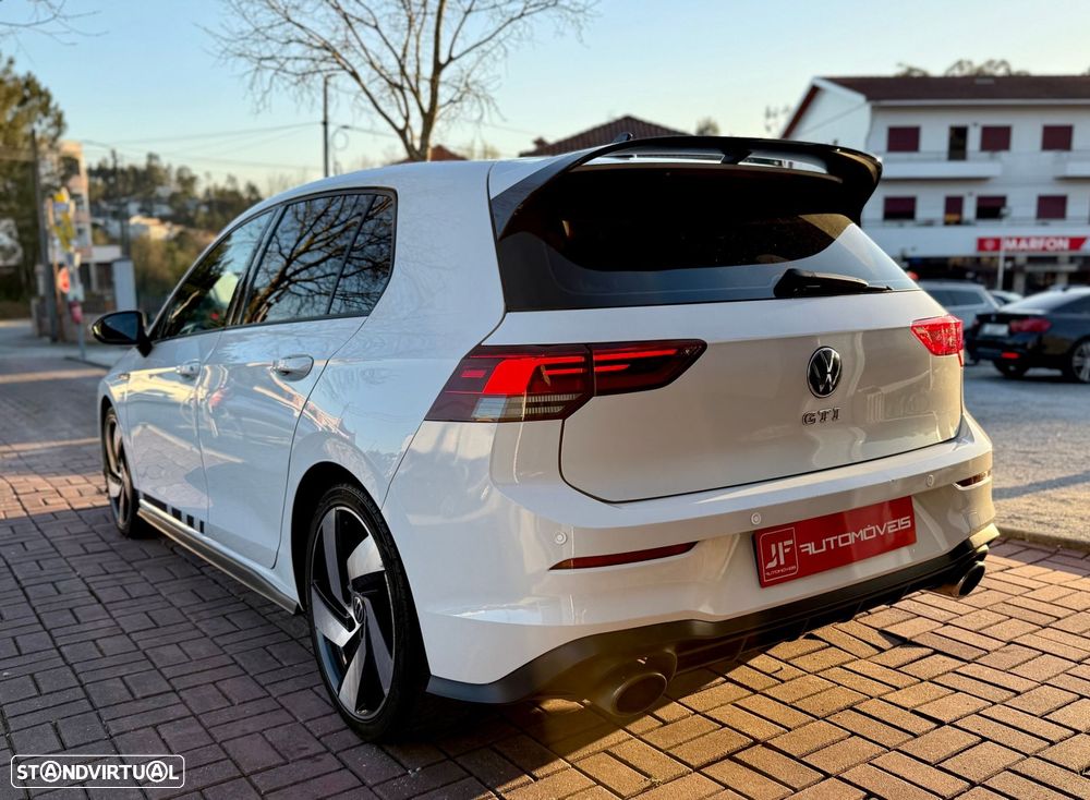 VW Golf 2.0 TSI GTI Clubsport DSG - 11