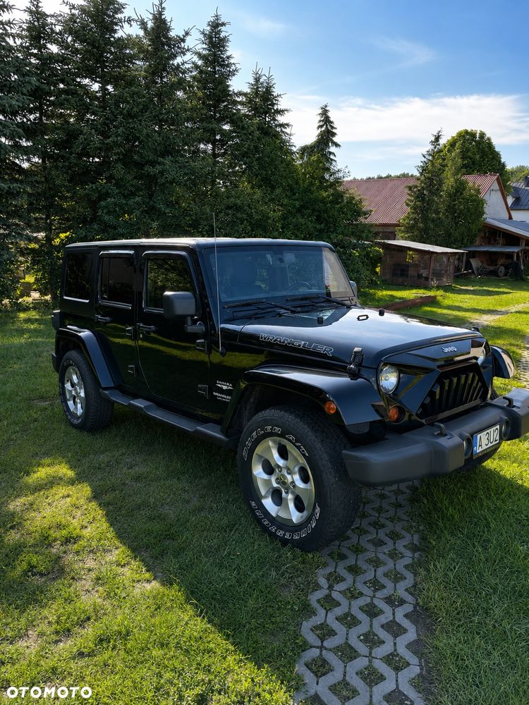Jeep Wrangler Unlimited 3.8 Sahara - 2