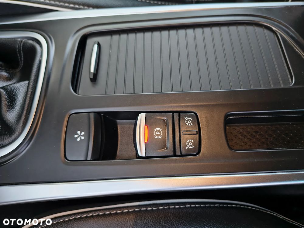 Renault Megane ENERGY dCi 130 BOSE EDITION - 12