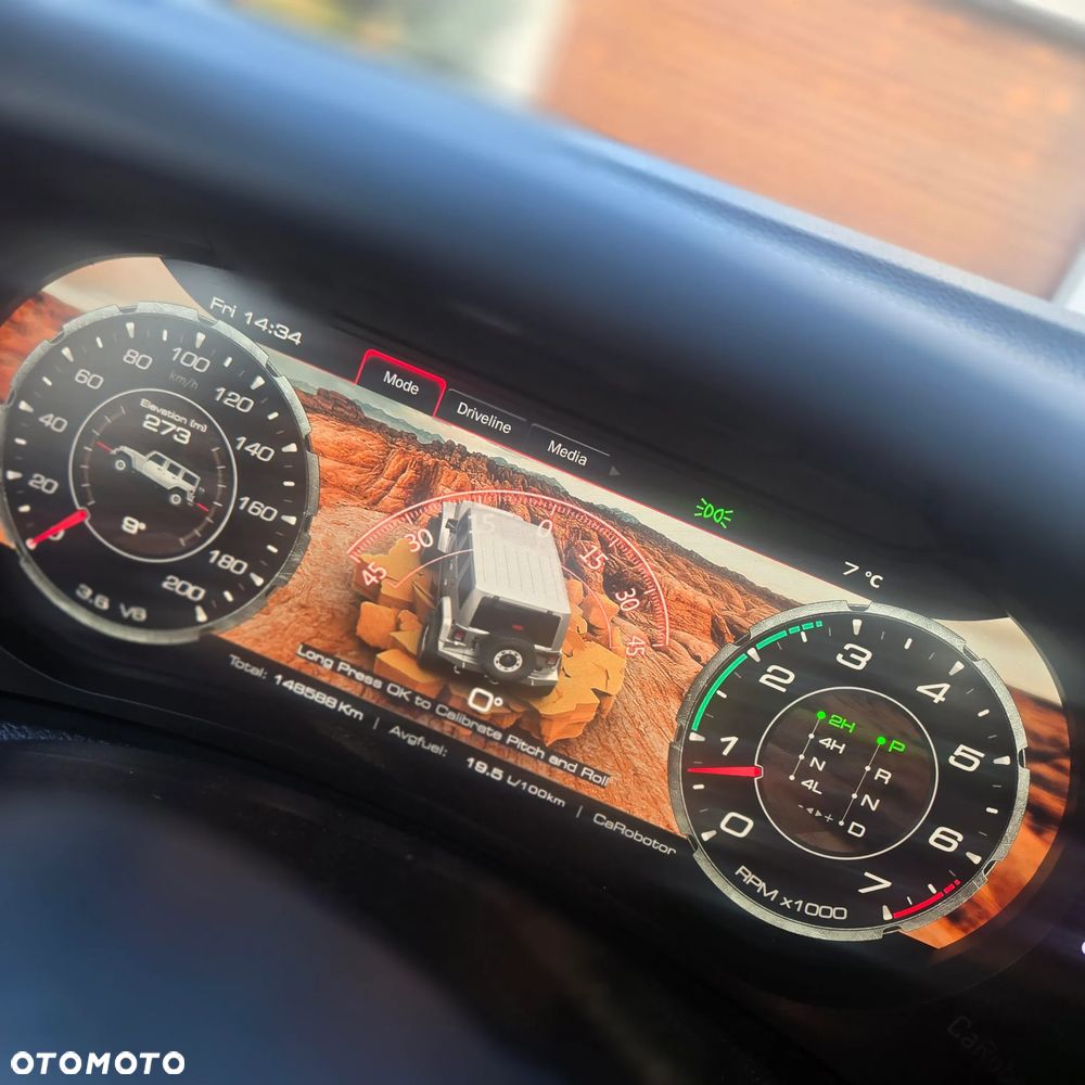 Jeep Wrangler 3.6 Unlim Sahara - 31