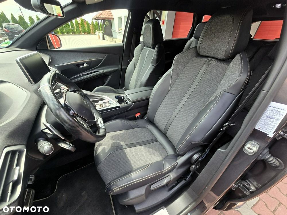 Peugeot 5008 1.6 PureTech GT Line S&S EAT8 - 21