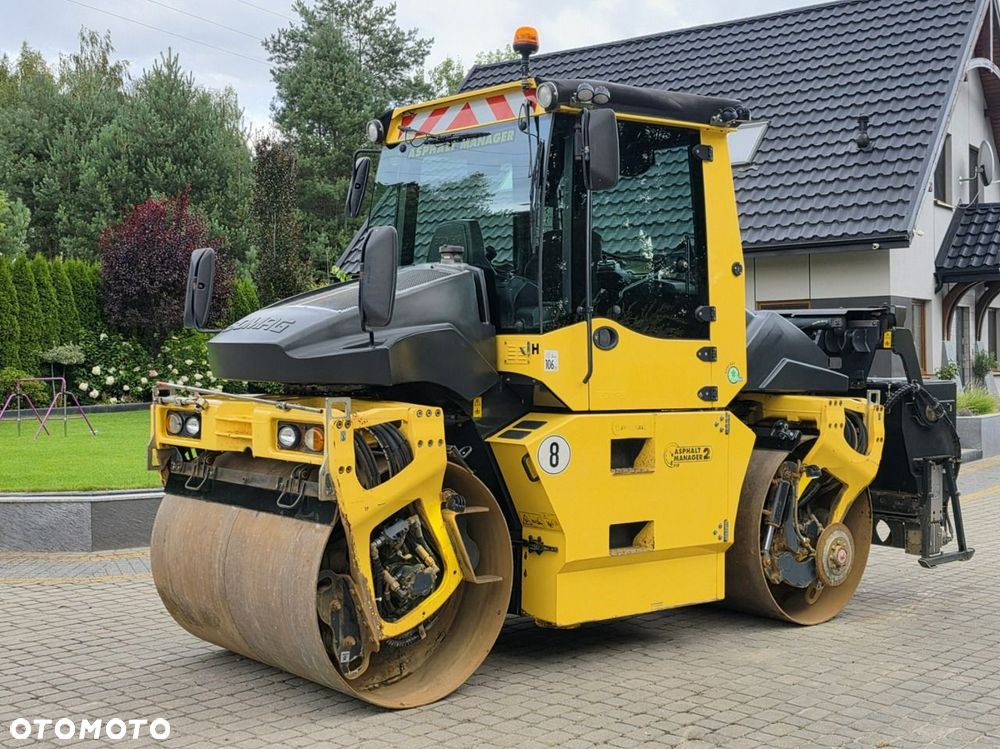 Bomag BW 154 AP-4i AM / rozsiewacz BS150 - 1