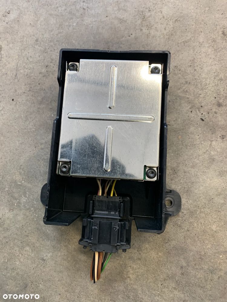 sterownik wzmacniacz BOSE 4F0035223B A6 C6 3.0 TDI BMK - 1