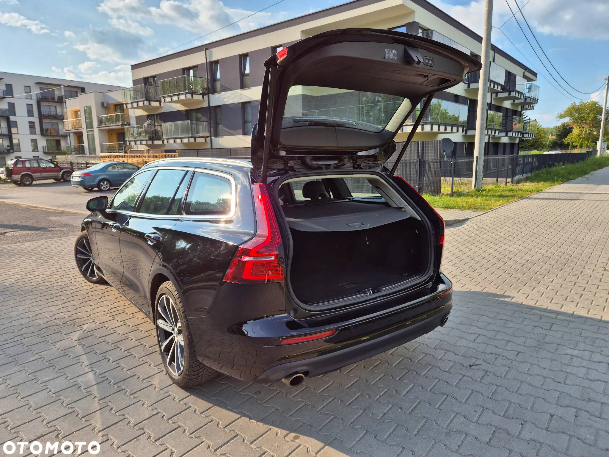 Volvo V60 B4 B Momentum Pro - 9