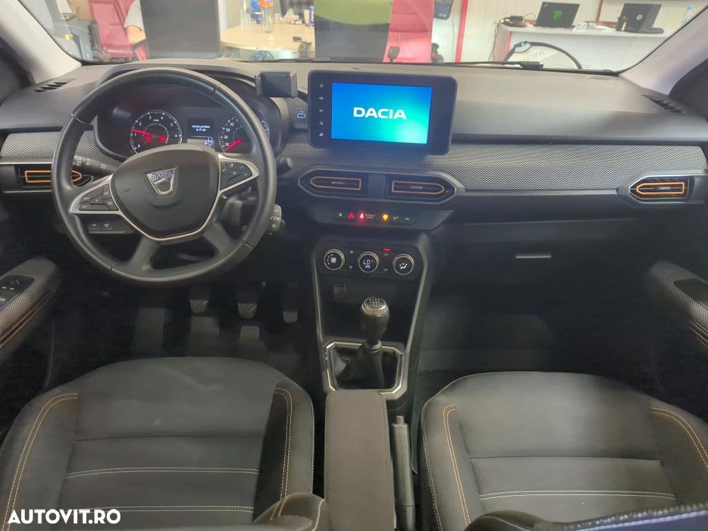 Dacia Sandero - 4