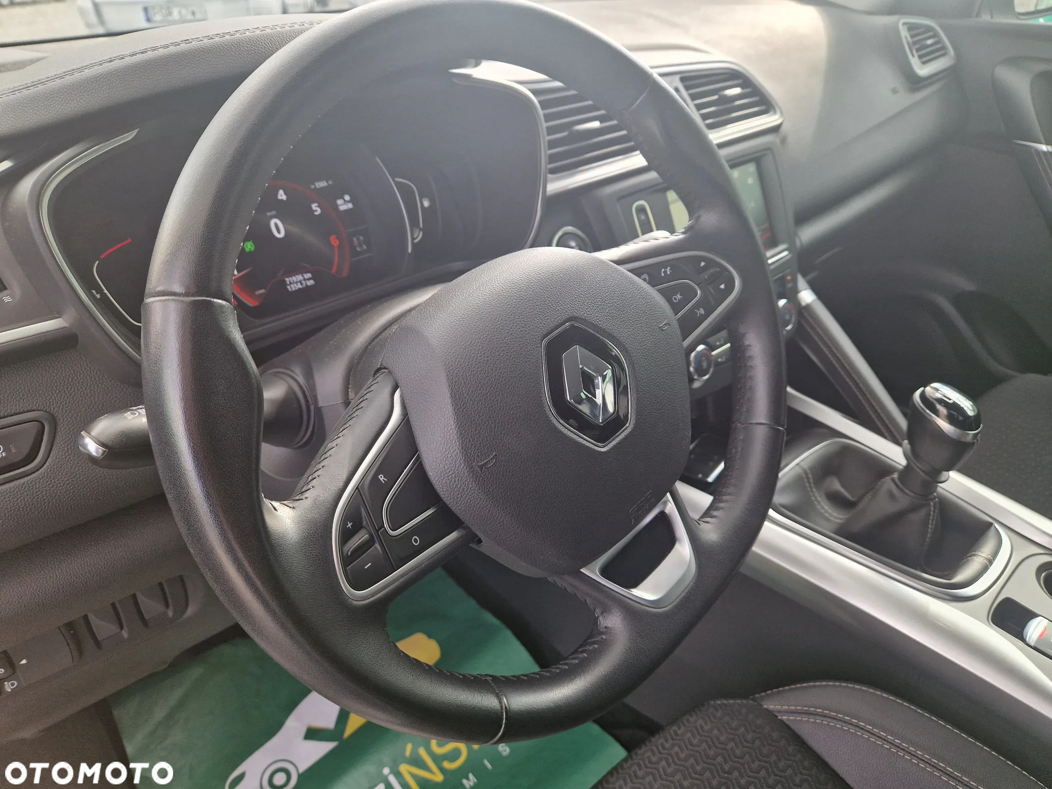 Renault Kadjar 1.3 TCe FAP Limited - 8