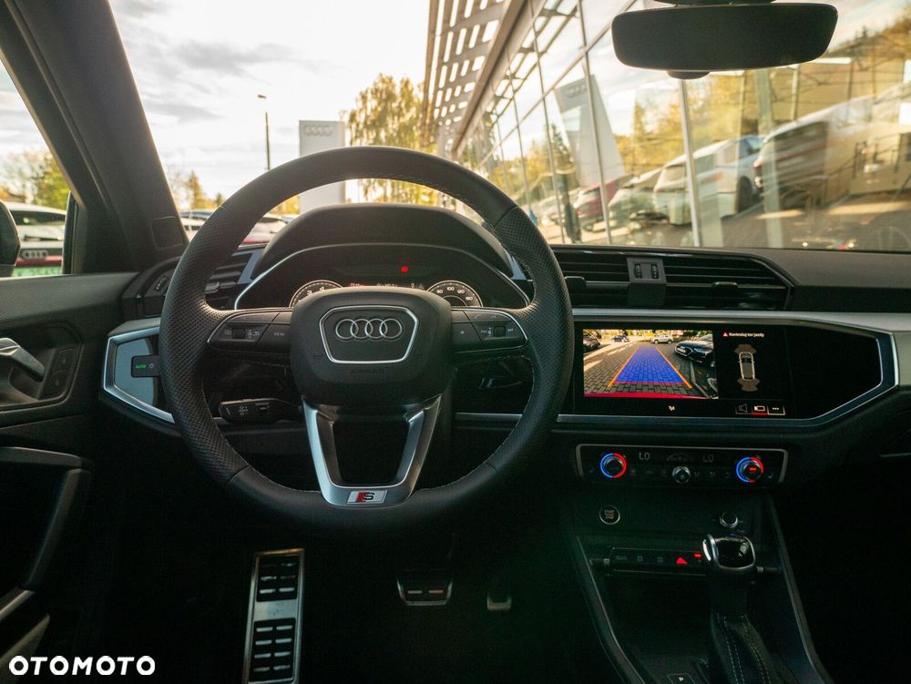 Audi Q3 Sportback - 23