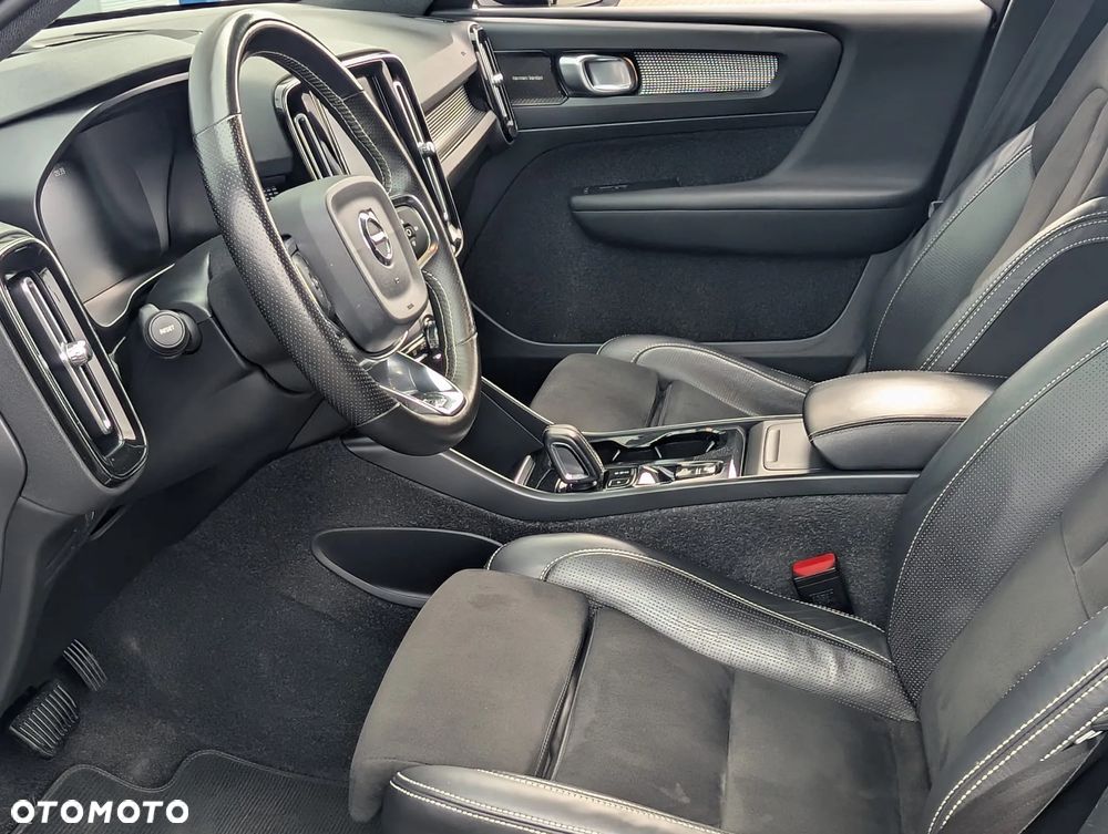 Volvo XC 40 T5 AWD R-Design - 16