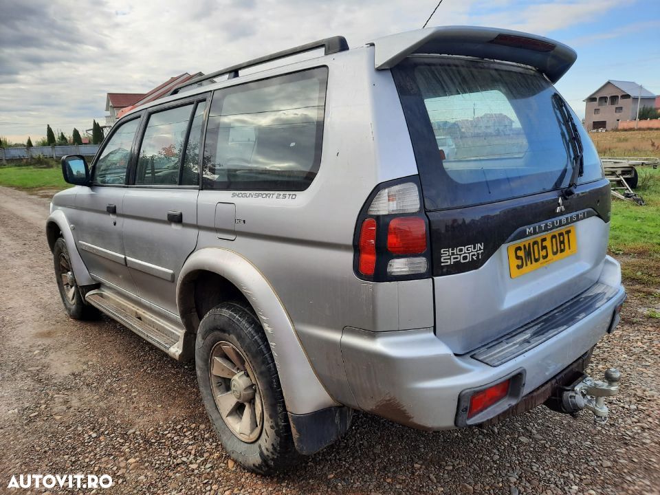 galerie admisie evacuare motoras stergator pompa abs servodirectie frana tulumba pompa inalte Mitsubishi Pajero Shogun Sport motor 2.5td 115cp 4d56-t dezmembrez dezmembrari - 1