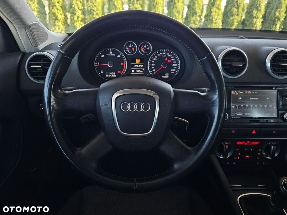 Audi A3 Sportback - 15