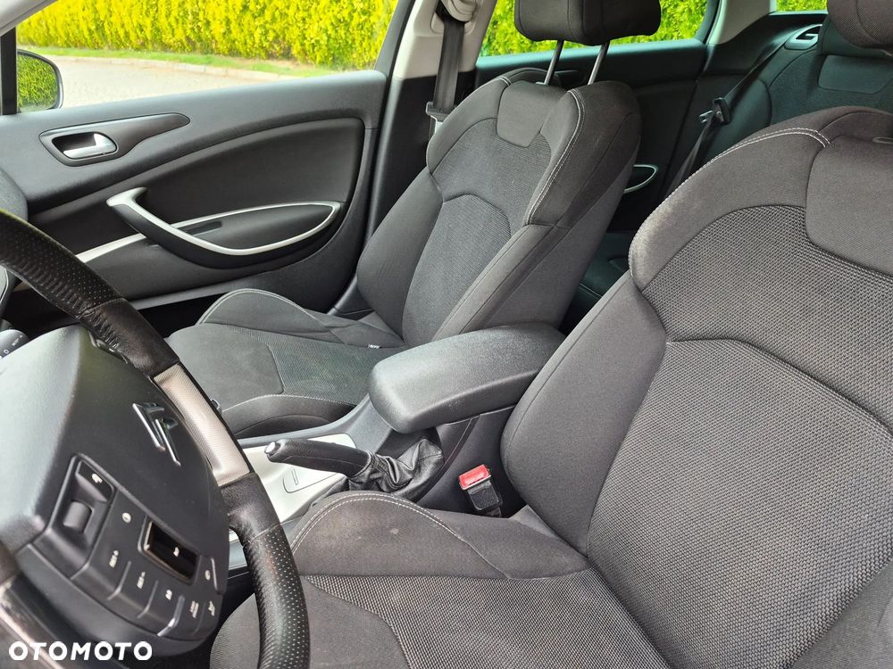 Citroën C5 2.0 HDi Confort - 9
