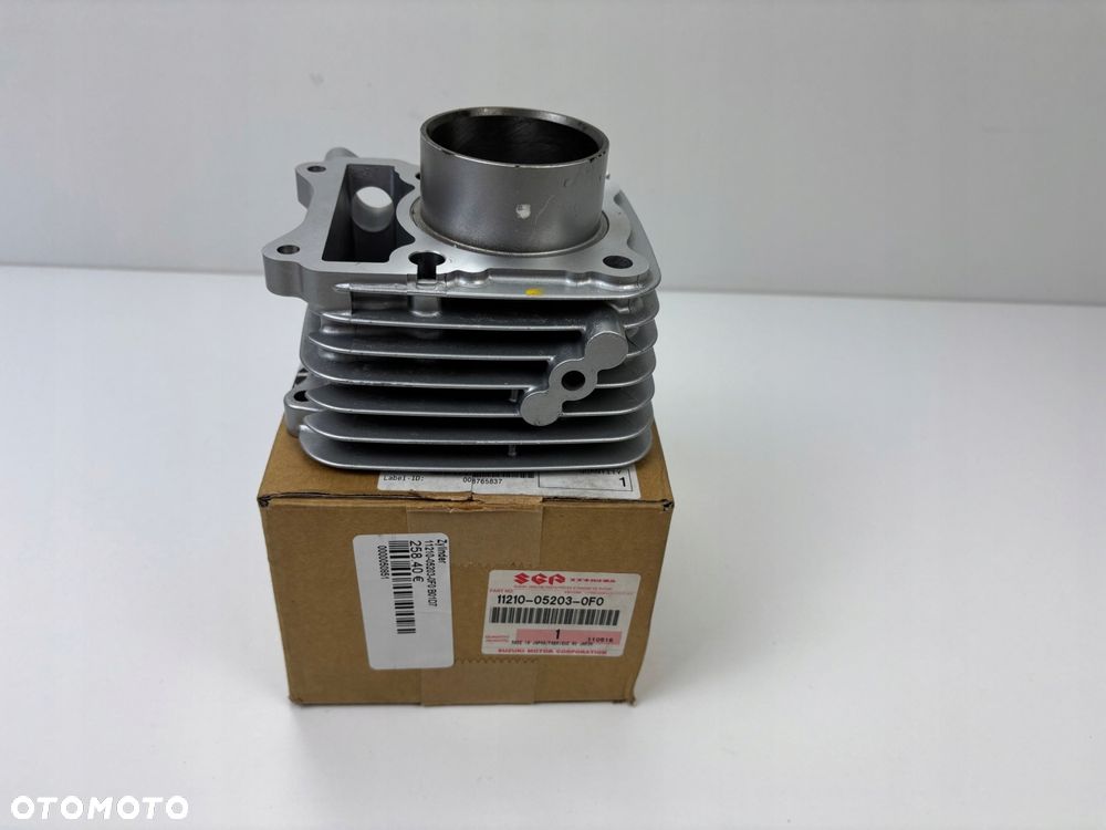 Cylinder Suzuki DR 125 DR-Z 125 GN125 EN125 GS 125 GZ 125 Marauder Oryginał - 1