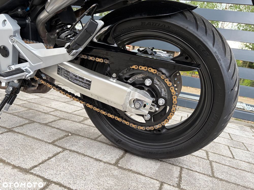 Honda Hornet - 27