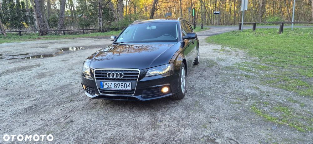 Audi A4 Avant - 4