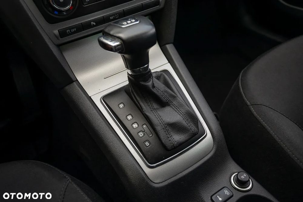 Skoda Octavia 2.0 TDI DPF DSG Elegance - 21