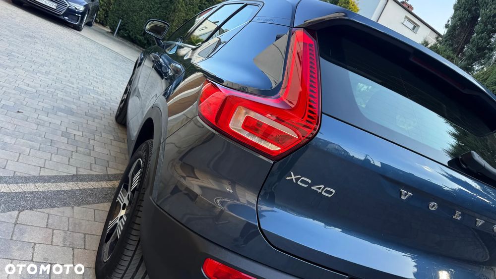 Volvo XC 40 D4 AWD Inscription - 9