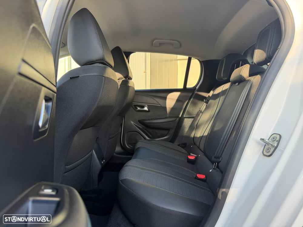 Peugeot e-208 Allure Pack - 6