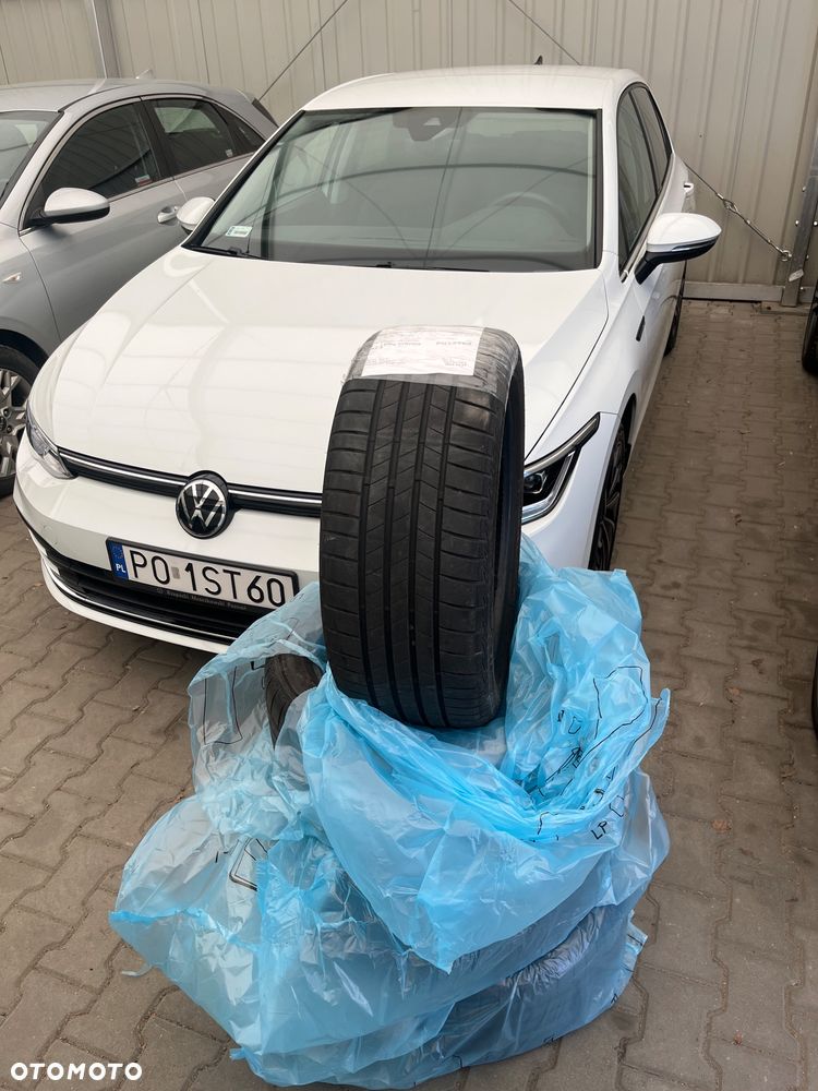 Volkswagen Golf 1.5 TSI EVO Style - 39