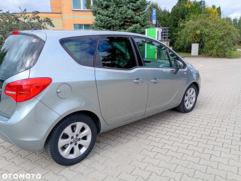 Opel Meriva - 15