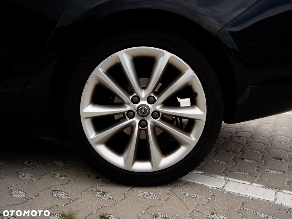 Opel Astra 1.4 T Cosmo - 10